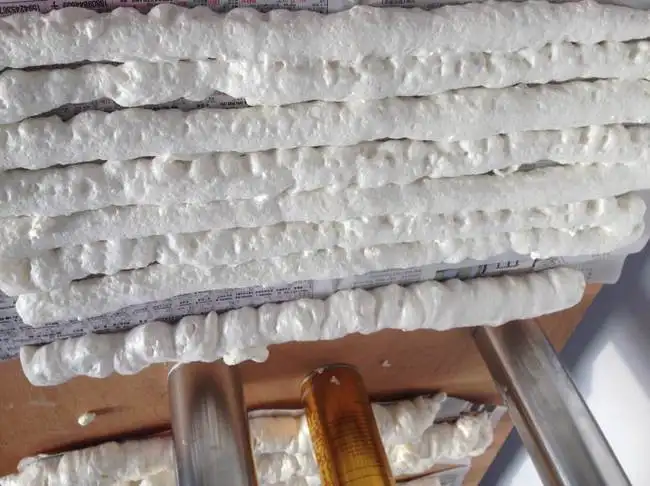 什么是聚氨酯发泡胶？聚氨酯发泡胶应该如何使用？
